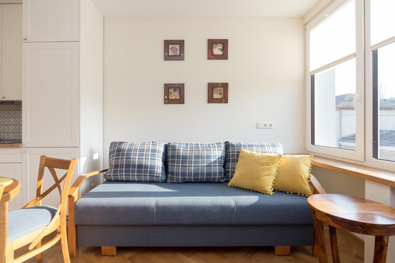 Piekna 2-Bedroom Apartment Warsaw Exterior photo